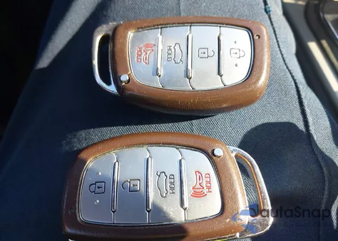 2017 Hyundai Elantra Se from USA, damaged, VIN 5NPD84LF9HH081385